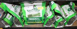lot 33 image: Original Greenies Dog Dental Treats, Teenie