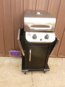CharBroil stainless 2 burner lp grill. Appears new. As shown.