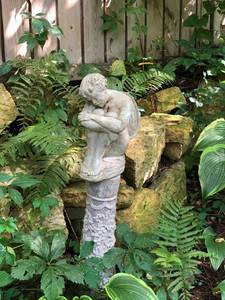 lot 90 image: Ceramic Fairy Scultpture