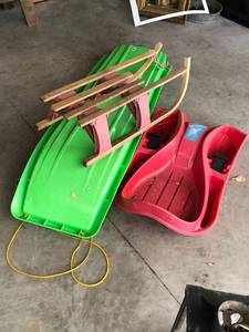 lot 111 image: Lot of 3 sleds