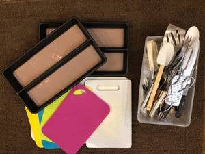 lot 312 image: assorted KitchenWare