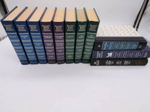 lot 24 image: Series of Vintage Reader Digests