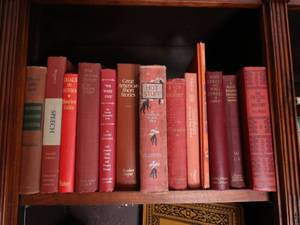 lot 45 image: Assortment of Red Books