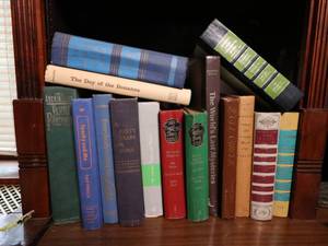lot 52 image: Lot of Vintage books