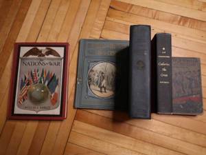 lot 65 image: Lot of Antique and Vintage books