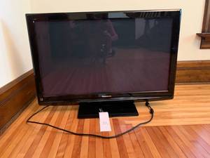 lot 72 image: 2010 Panasonic Plasma HD TV