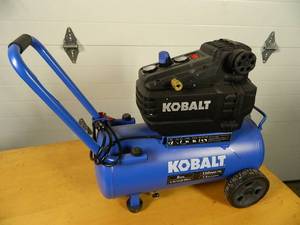 lot 7 image: Kobalt 8 Gallon Air Compressor