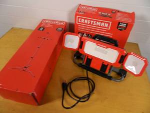 lot 103 image: Craftsman LED Work Light plus Tripod (see details)