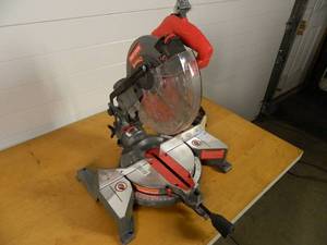 lot 109 image: Craftsman Folding 10 Inch Miter Saw