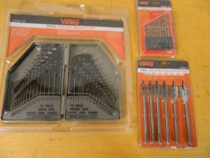 lot 131 image: New Drill Bits and Allen Wrenches