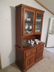 lot 165 image: China Hutch wSet of China & Misc.