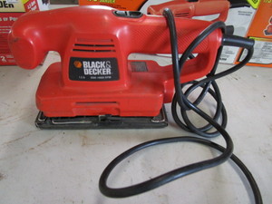 lot 33 image: Black & Decker Sander & (New in Box) Belt Sander