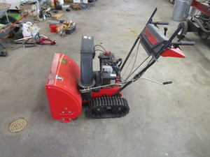 lot 4 image: MTD 24 Snowblower