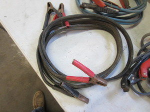 lot 52 image: Booster Cables