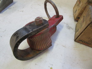 lot 57 image: Rigid Pipe Threading Dies & Pipe Puller