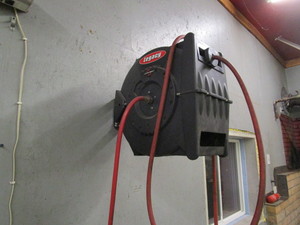 lot 10 image: Hose Reel