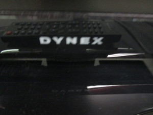 lot 133 image: Dynek 19 Flatscreen TV & RCA DVD Player