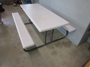 lot 135 image: 6 Poly Foldable Picnic Table