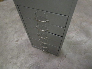 lot 167 image: Vintage Metal Cabinet & Box