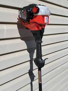 lot 7 image: Craftsman WS-215 Gas Powered Weed Trimmer