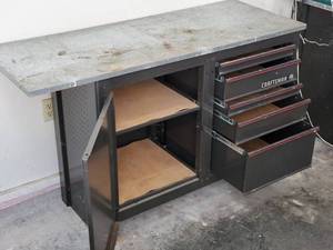lot 12 image: Craftsman 65520 Workbench wDrawers