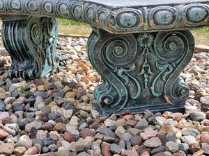 lot 40 image: Green garden Bench