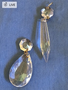lot 111 image: Beautiful Crystals