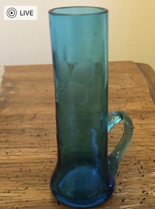 lot 113 image: Eight-Piece Assorted Glass Lot