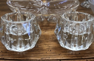 lot 105 image: Eight-Piece Set of Glassware