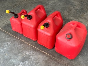 lot 225 image: Lot of Gas Cans