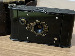 lot 181 image: Vintage Kodak Camera- Vest Pocket Kodak