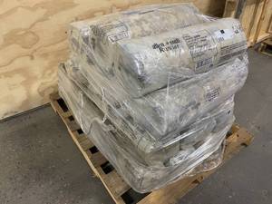 lot 21 image: ALLEN  ROTH Pallet of Brookford 2 x 8 Ivory Soft Green Indoor Medallion Oriental Handcrafted Runners