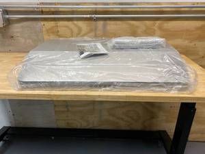 lot 39 image: PROLINE 34 Under Cabinet Range Hood - PLJW 185.30