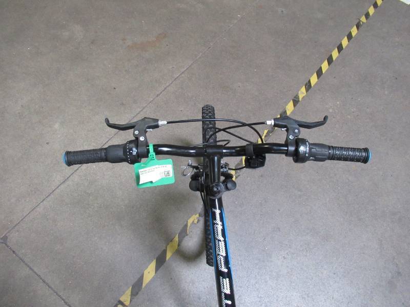 lot 7 image: Roadmaster Granite Peak Mountain Bike 26 wheel size, Mens Black 728826935