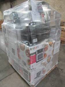 lot 203 image: WHOLESALE MIXED PALLET OF MISCELLANEOUS KITCHENWARE, POTS AND PANS, SMALL APPLIANCES AND MORE