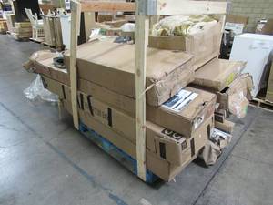 lot 308 image: WHOLESALE MIXED PALLET OF MISCELLANEOUS INDOOROUTDOOR FURNITURE AND MORE