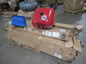lot 309 image: WHOLESALE MIXED PALLET OF MISCELLANEOUS INDOOROUTDOOR FURNITURE AND MORE