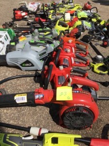 lot 23 image: PALLET WITH RYOBI HOMELITE EGO OUTDOOR BLOWERS & TOOLS CUSTOMER RETURNS SEE PICS
