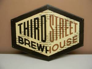 lot 10 image: THIRD STREET BREW HOUSE TIN SIGN - COOL SIGN - APPROX 23 BY 18 - SEE PICTURES