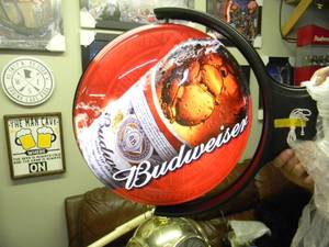 lot 32 image: NEW IN BOX ONLY OPENED FOR PICTURES - BUDWEISER ROTATING PUB LIGHT  - ANOTHER AWESOME PIECE FOR THE CAVE - APPROX 20 - SEE PICTURES