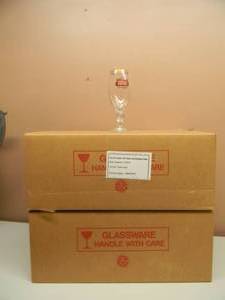 lot 61 image: NEW IN BOX 40 STELLA ARTOIS BEER GLASSES - SEE PICTURES