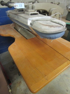 lot 108 image: RHEEM FX 42 STEAM PRESS