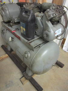 lot 110 image: WORTHINGTON SINGLE STAGE AIR COOLED COMPRESSOR