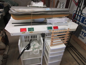 lot 111 image: AMERICAN LAUNDRY HOT HEAD PRESS