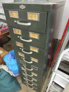 lot 145 image: BENTSON TAB FILE CABINET