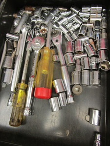 lot 148 image: HAND TOOLS