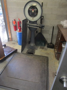 lot 161 image: BUILT IN TOLEDO SCALE
