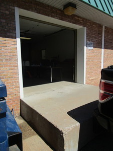 lot 100 image: AUCTION LOAD-OUT DETAILS - IMPORTANT PLEASE READ BEFORE BIDDING
