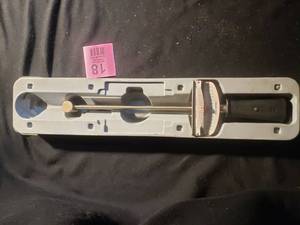 lot 18 image: Craftsman Torque Wrench
