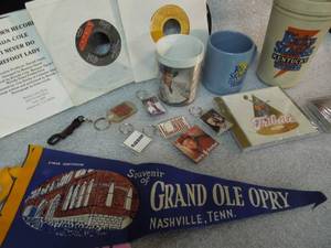 lot 27 image: Country Music Collection